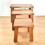 3 nesting tables in Brutalist style from the 70s in light oak.
