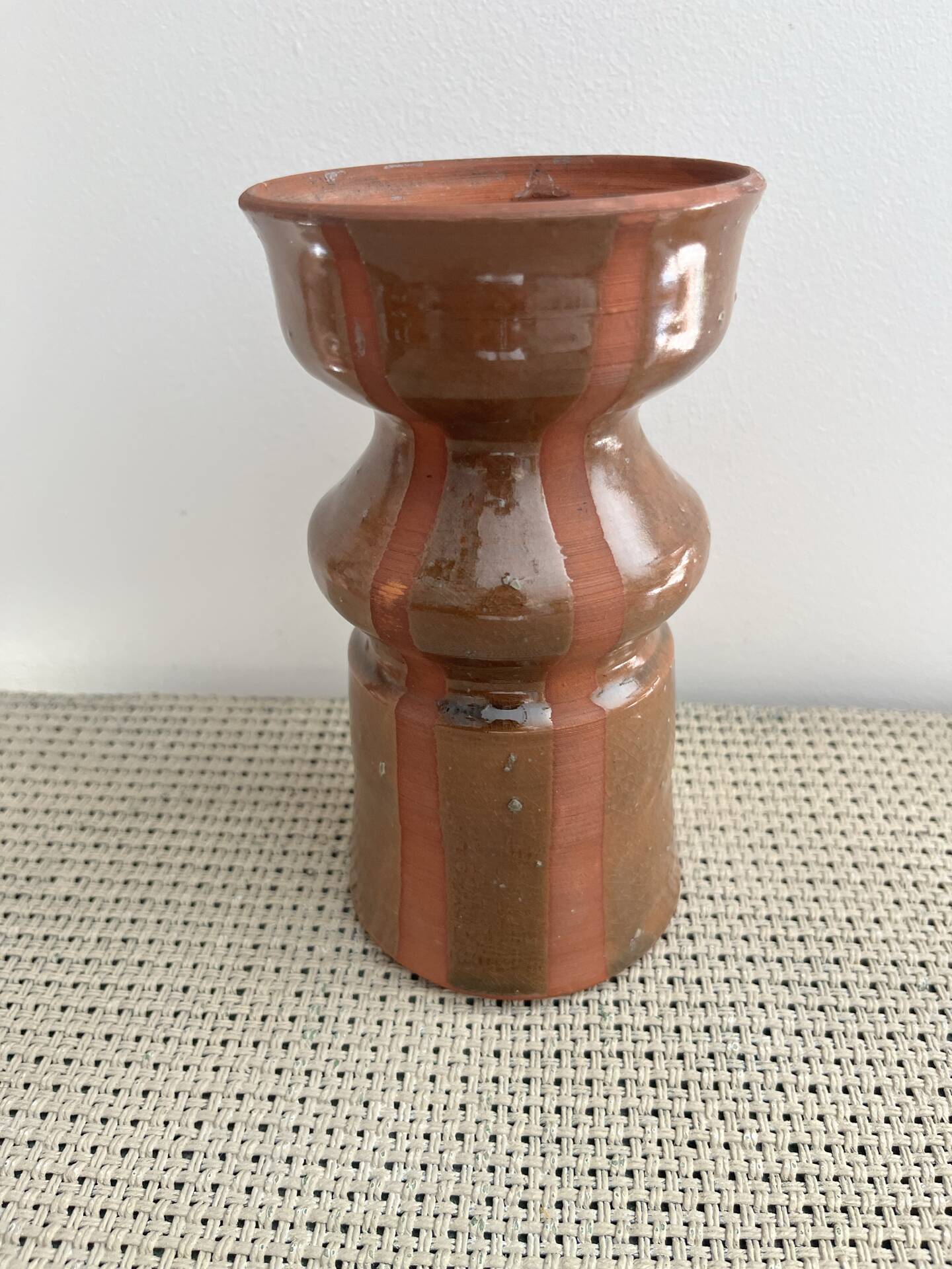 Vase en terre cuite vernissée