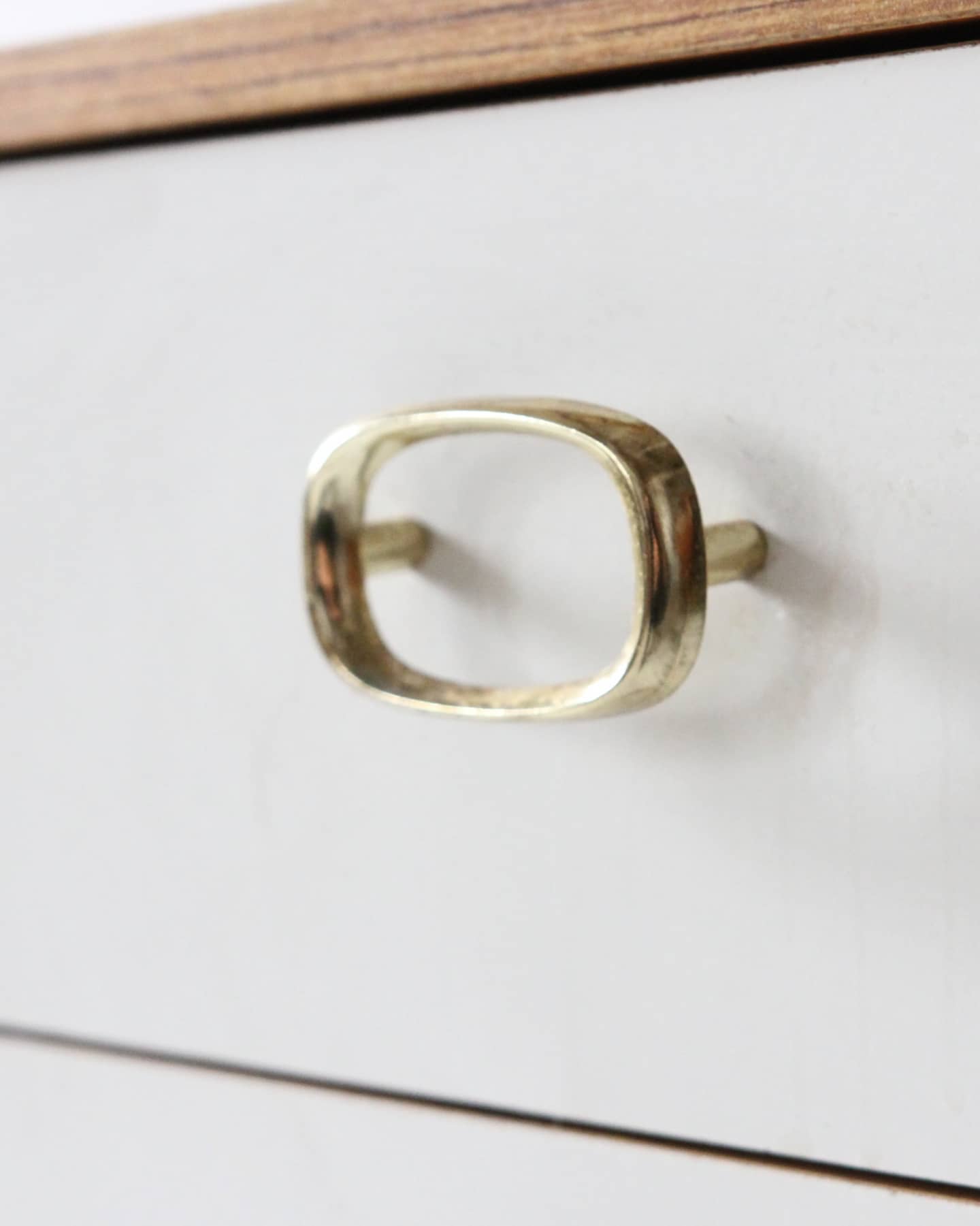 Vintage white chest of drawers