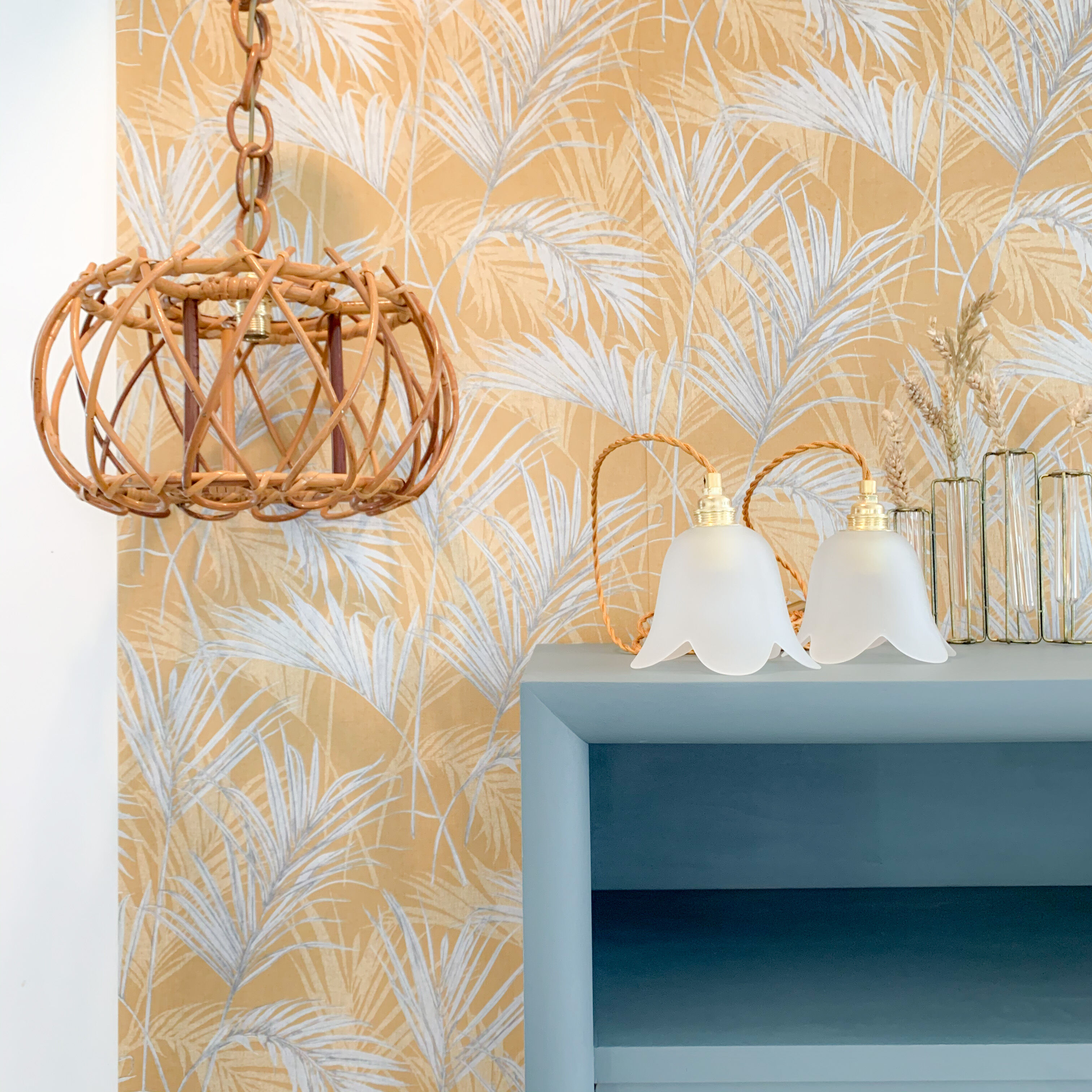 Suspension in rattan