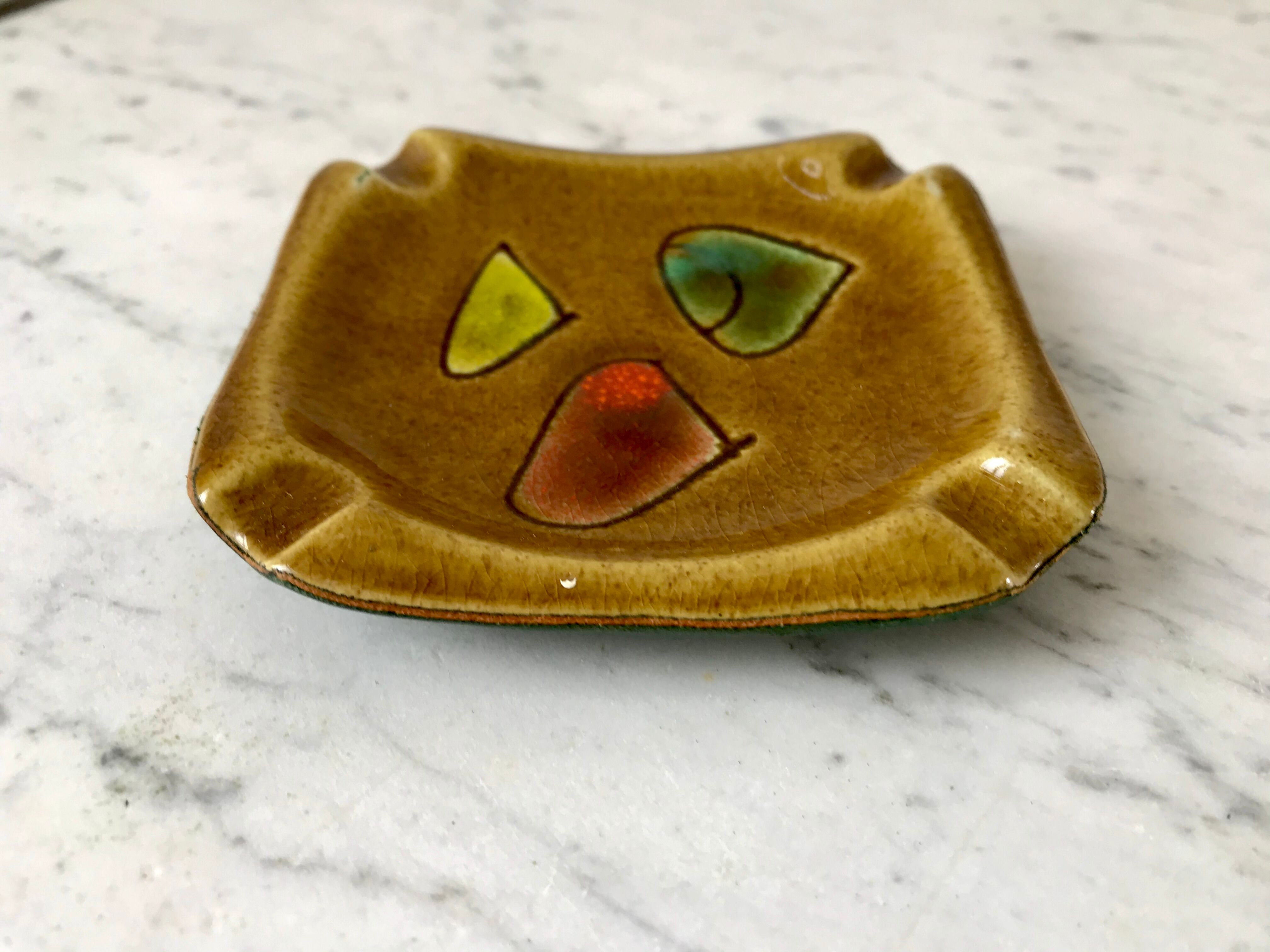 Ashtray abstract in ceramic and leather 50s-60s
