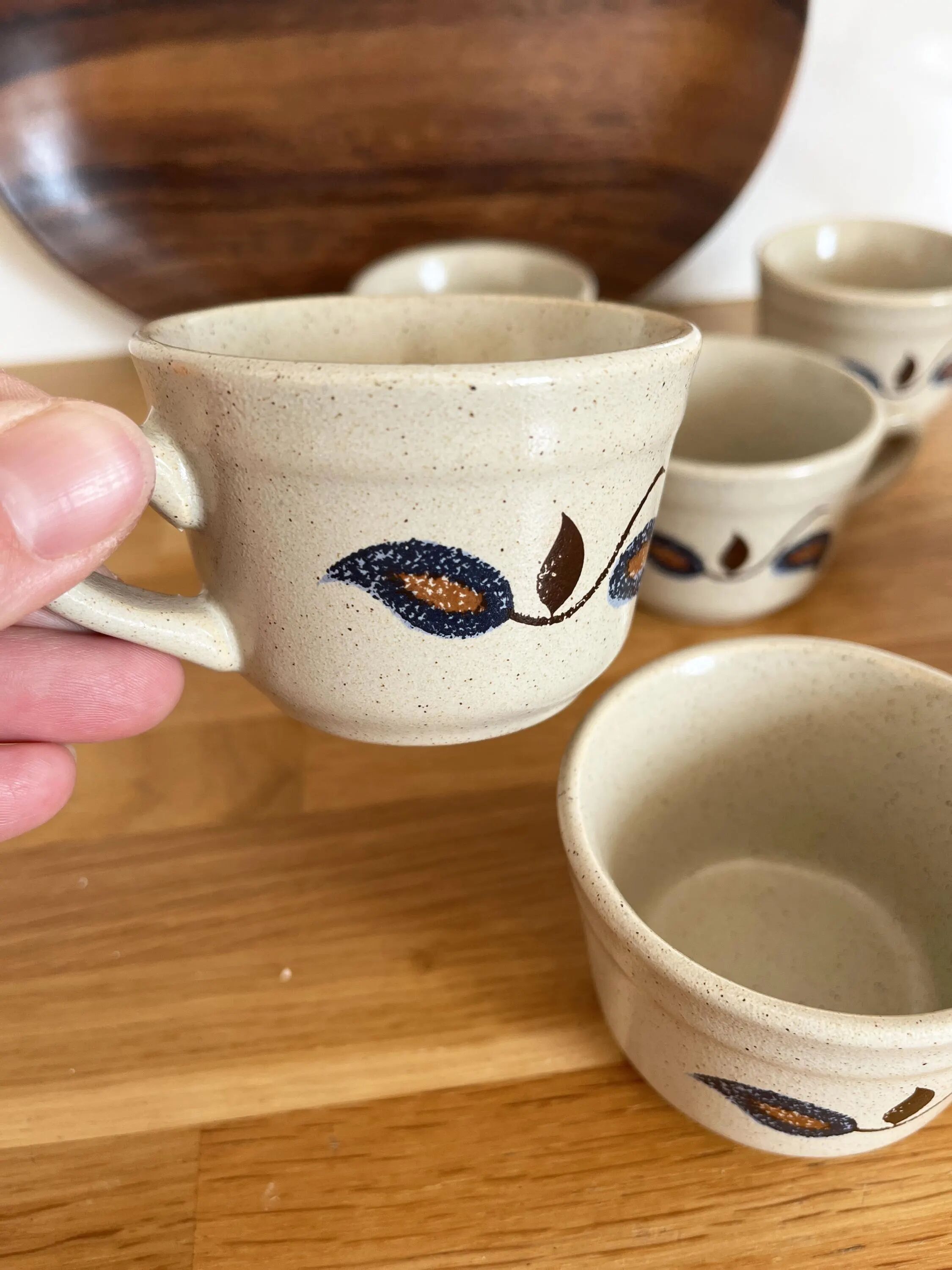 Set of 6 stoneware coffee cups from the 1970s.