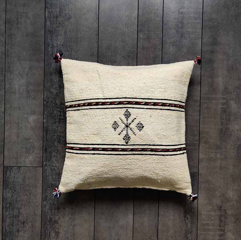 Pale yellow Berber cushion in cotton