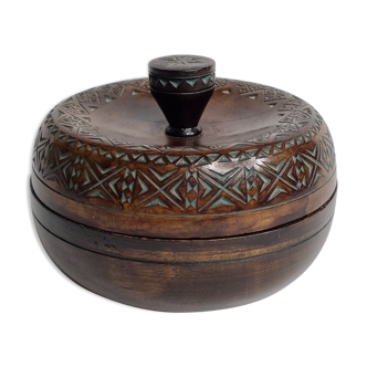 Carved round box, hardwood "Yugoslavia", traditional handicrafts, 50s