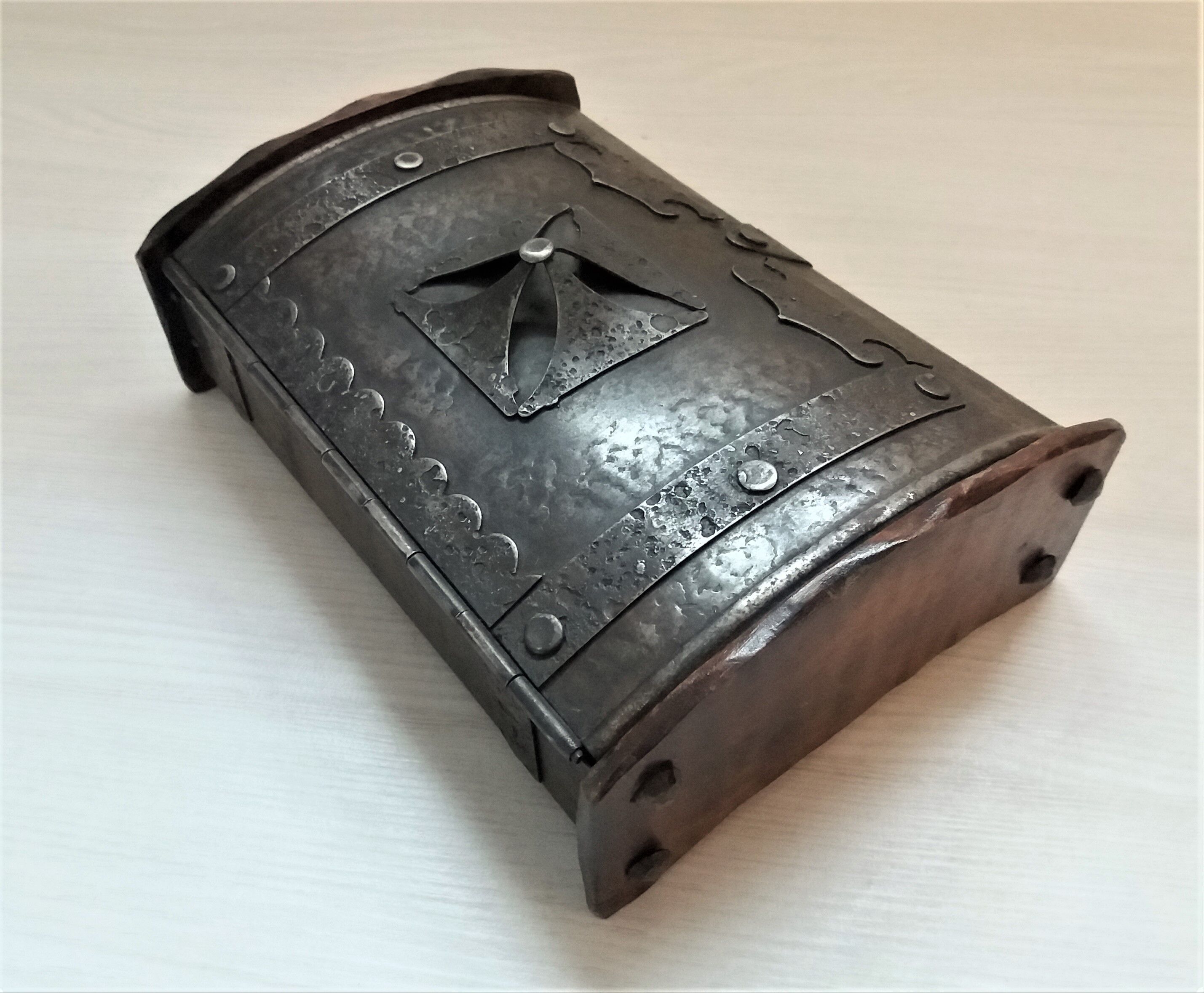 Metal and wood jewellery box