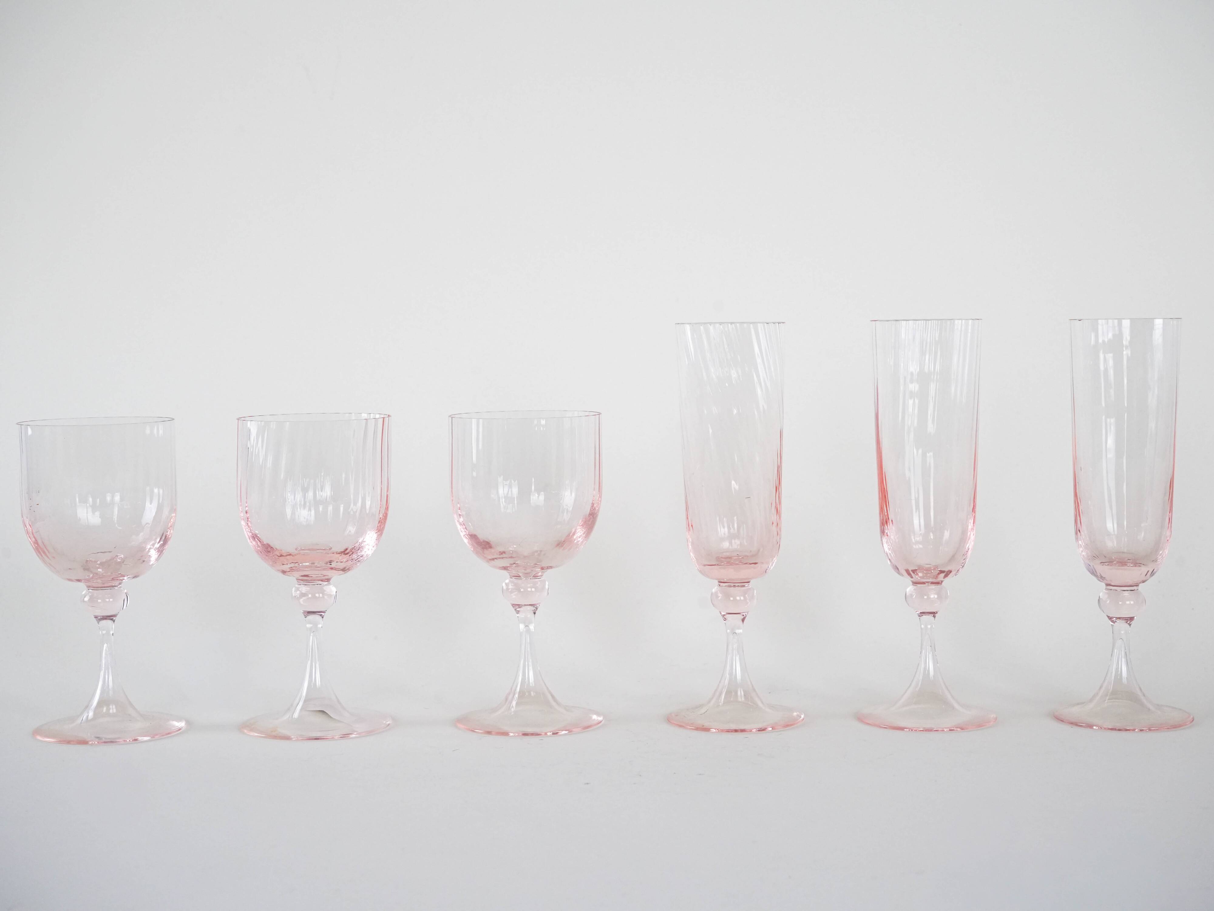 Set of pink glasses, French design, 1970s, made in France