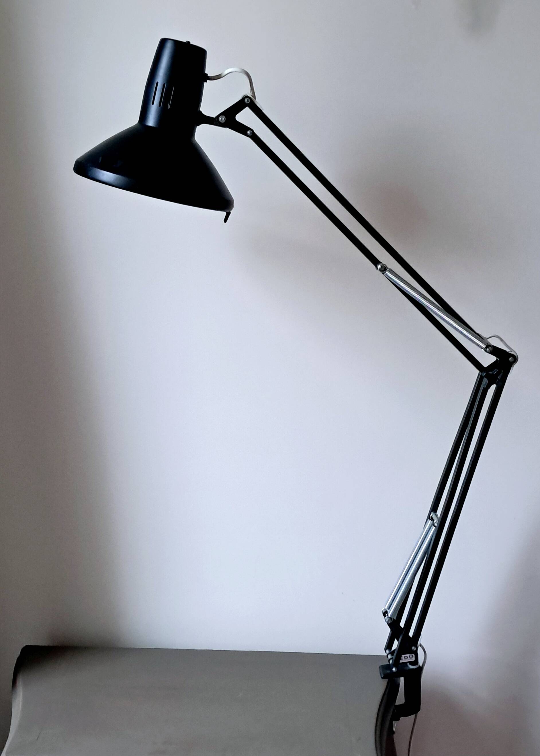 Ledu type 231 articulated architect's lamp