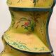 Encoignure galbée style Louis XV Venitienne en bois laqué