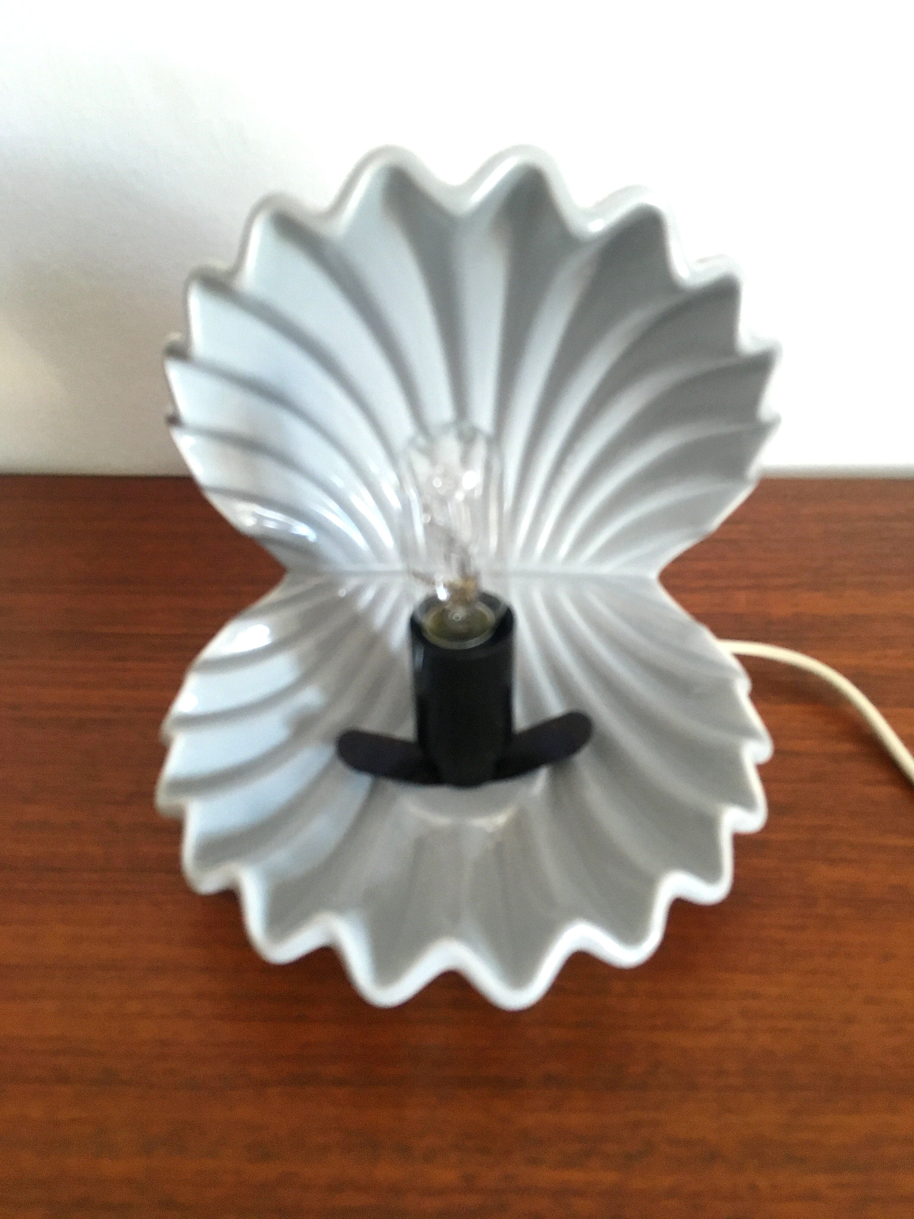 Vintage ceramic shell lamp
