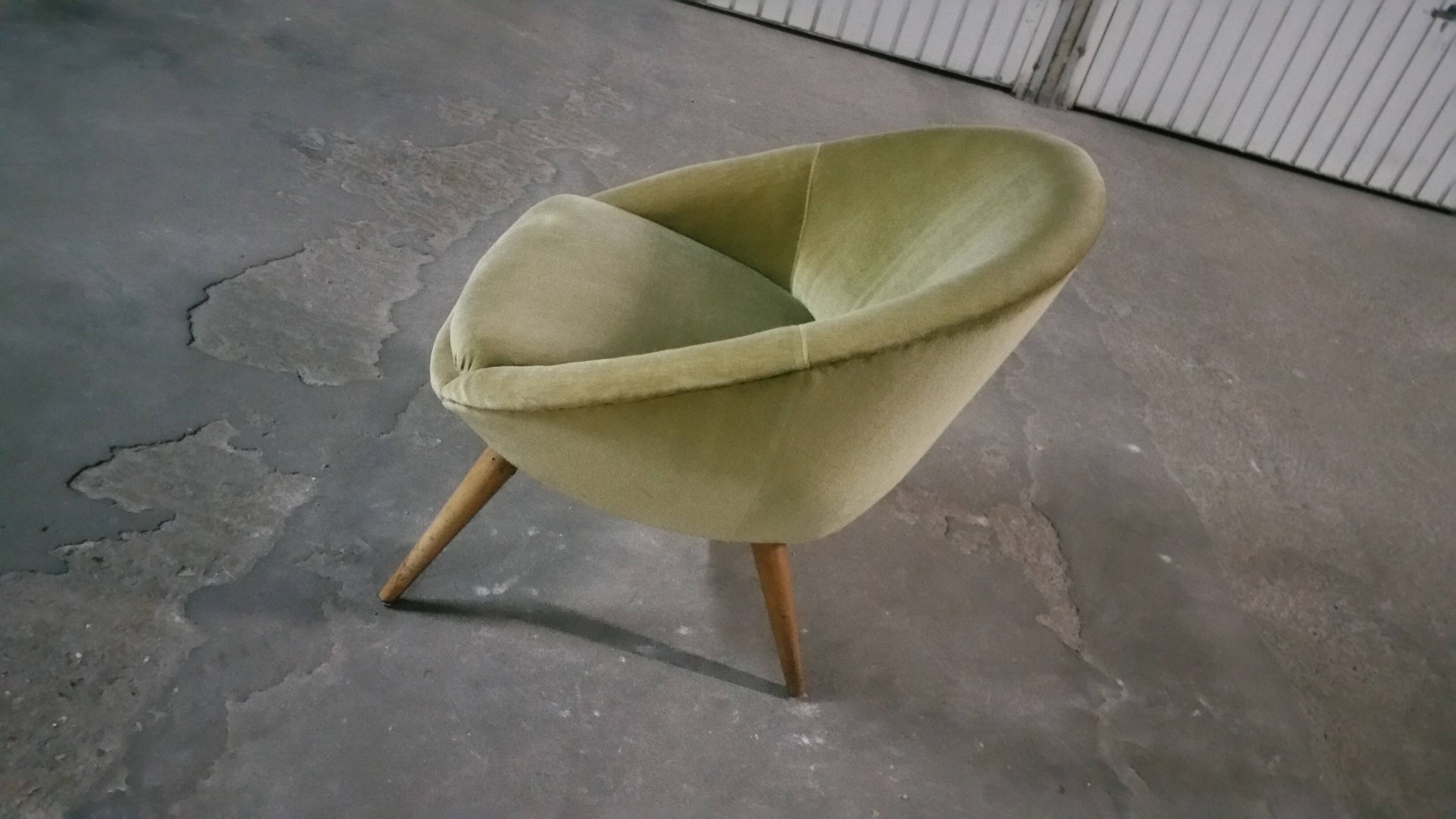 Fauteuil œuf  EGG années 50 style Jean Royere