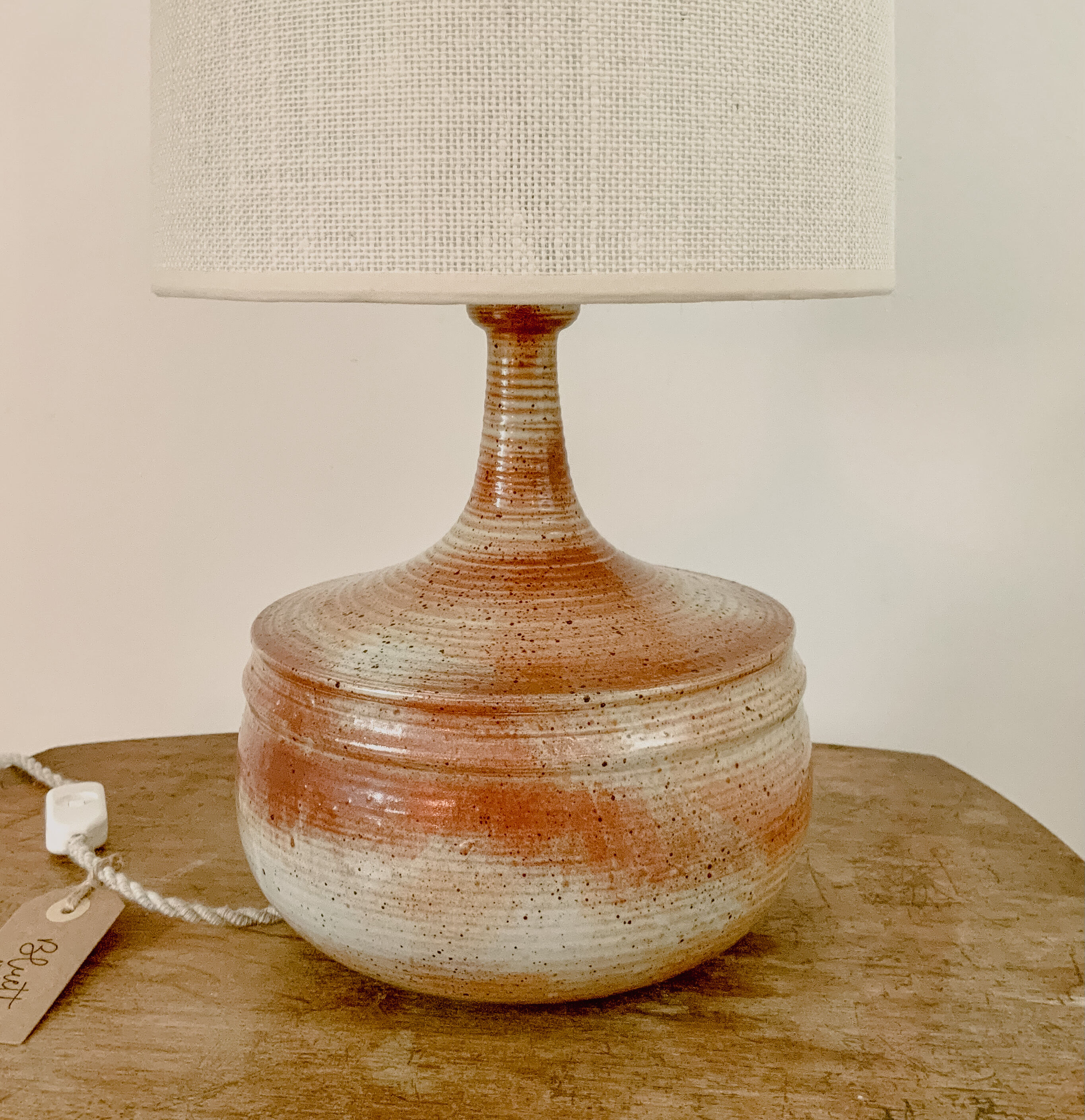 Marsh sandstone lamp