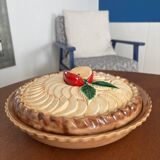 Vintage ceramic pie dish with decorative apple lid