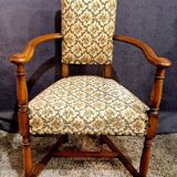 Chair known as a caquetoire.