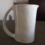 Pichet en terre cuite beige - Travail artisanal