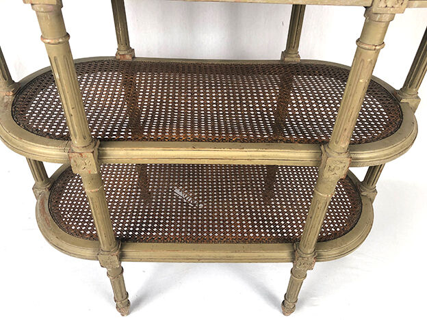 Desserte de style Louis XVI en bois laqué gris/vert, vers 1900