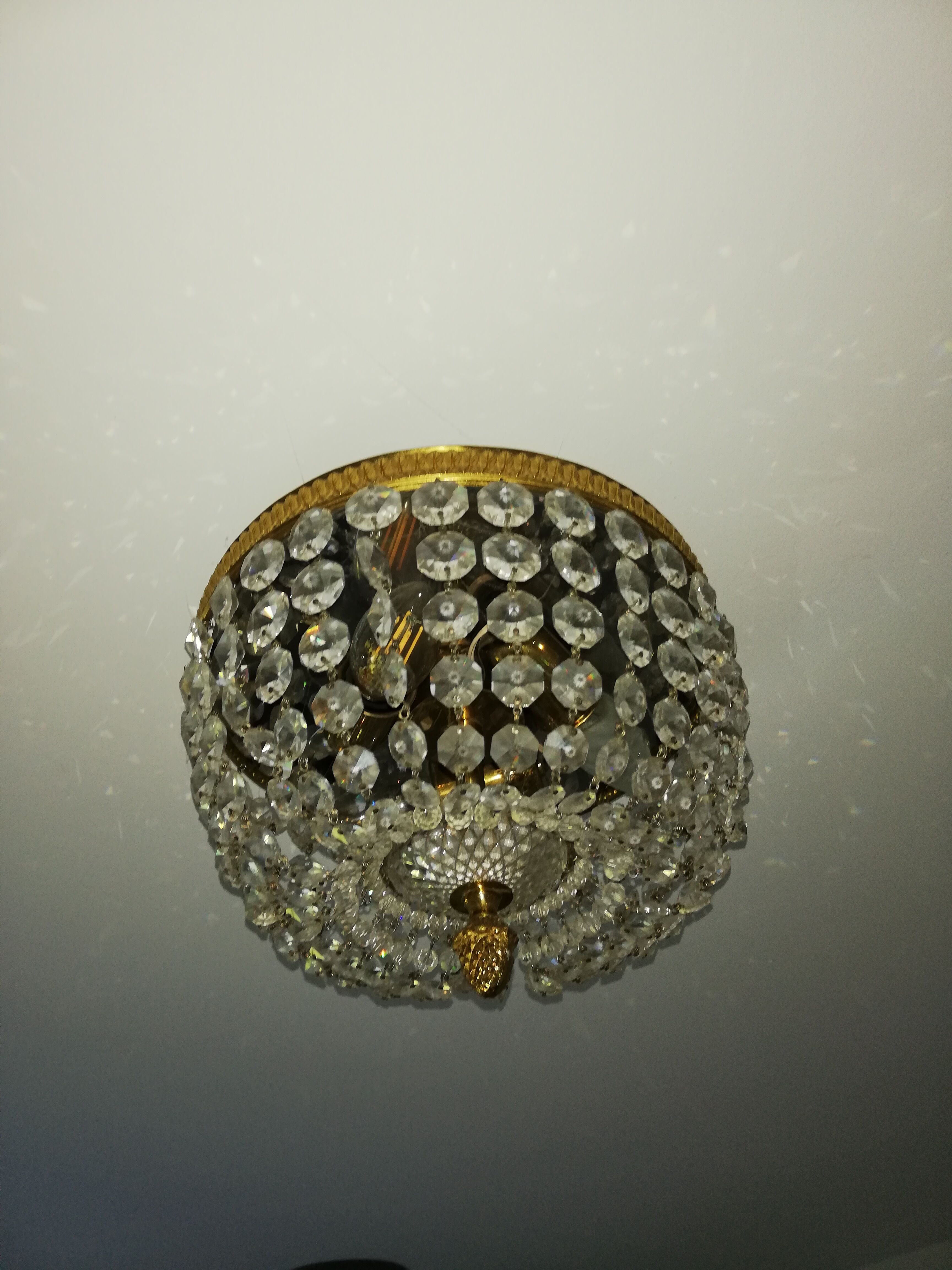 Gilded bronze and crystal chandelier