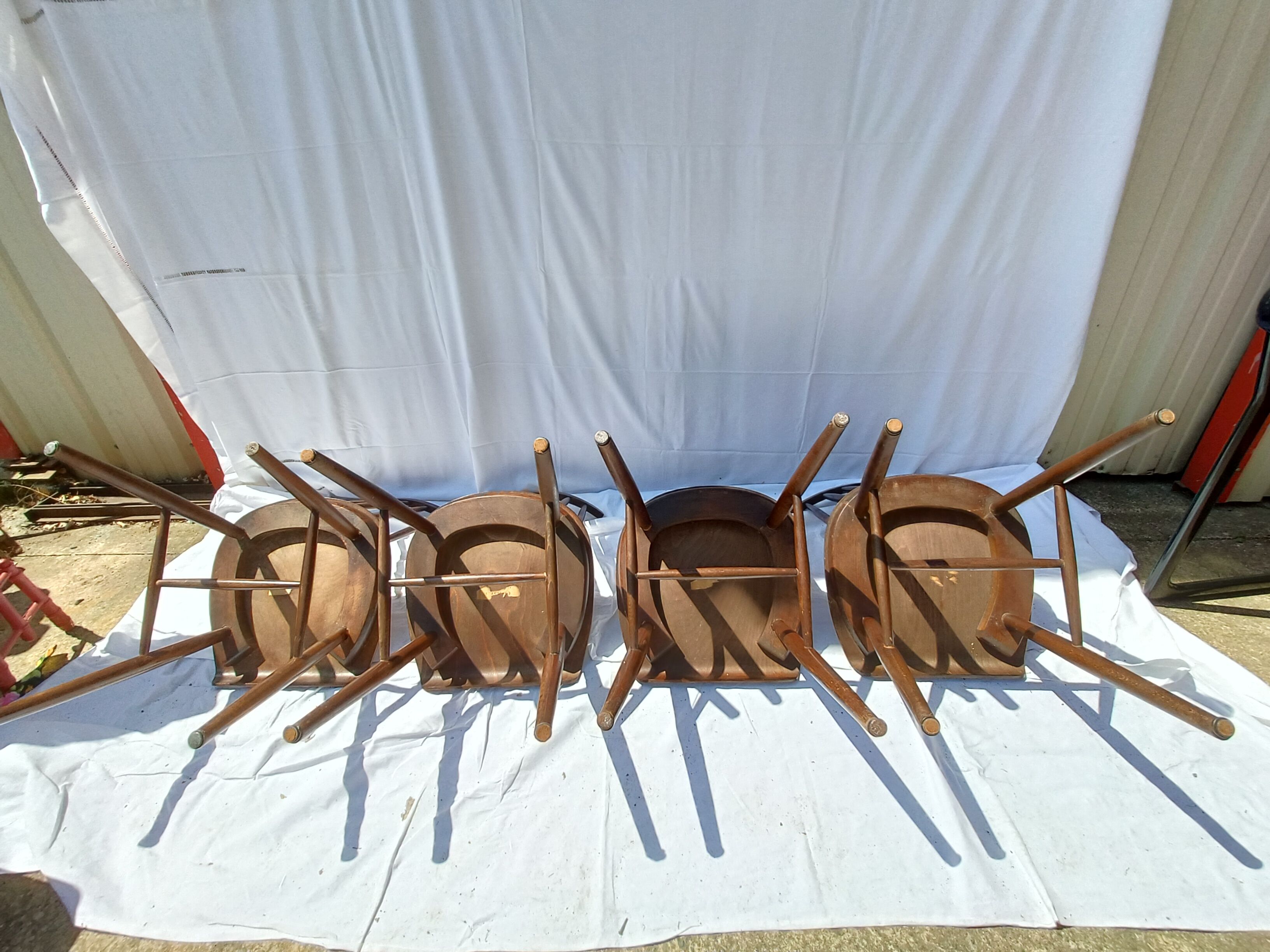 Suite de 4 chaises Fanett d'Ilmari Tapiovaara