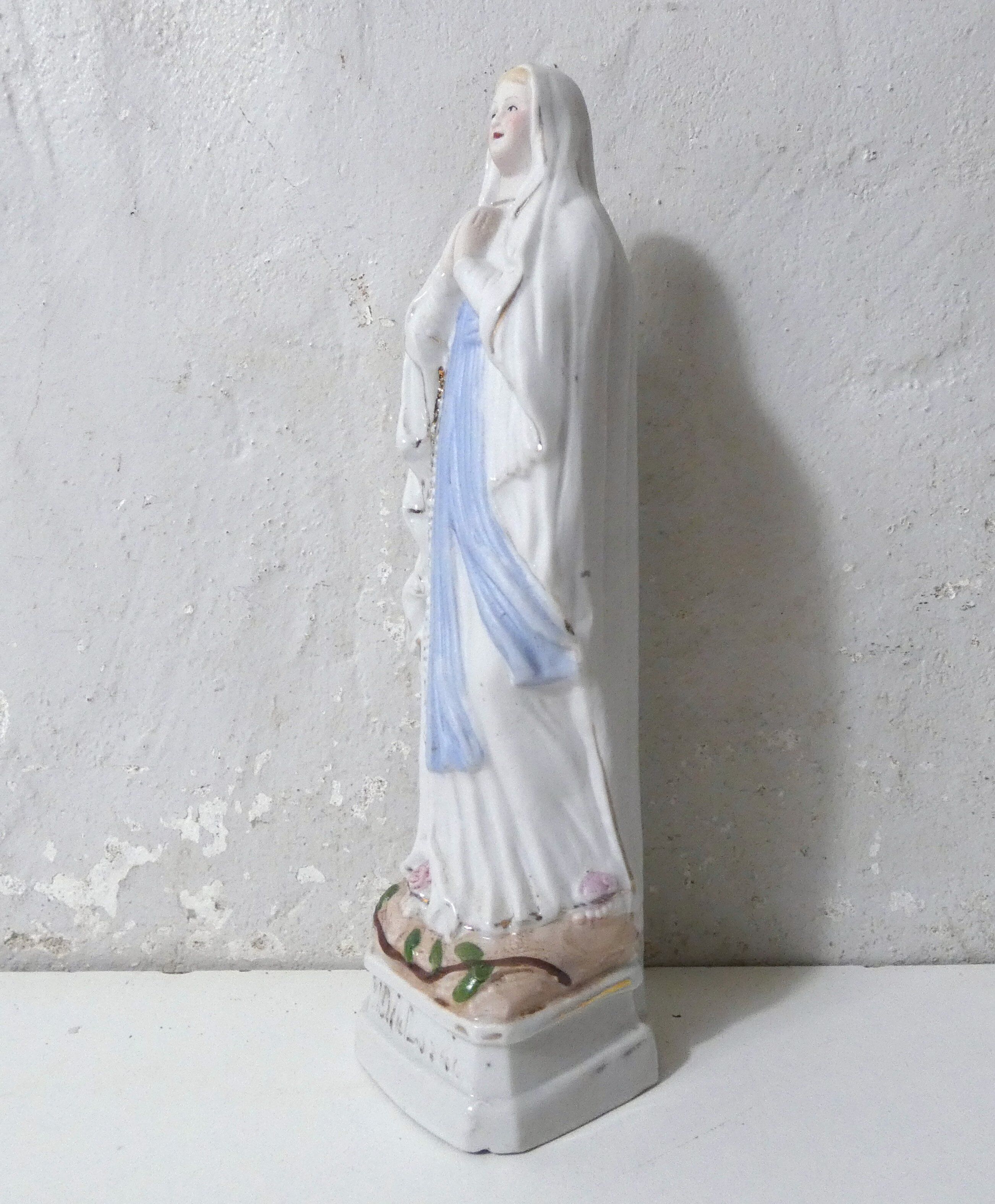 Old Virgin Mary statue in biscuit 25.5 cm