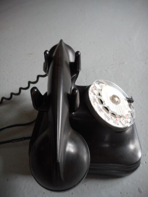 Bakelite phone 1940 '
