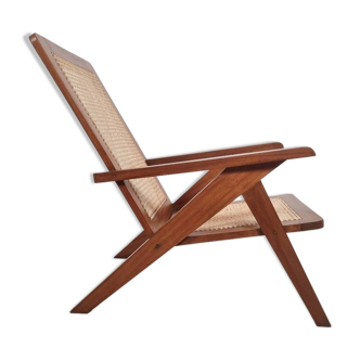 Fauteuil en bois et cannage du Comptoir Français à Brazzaville