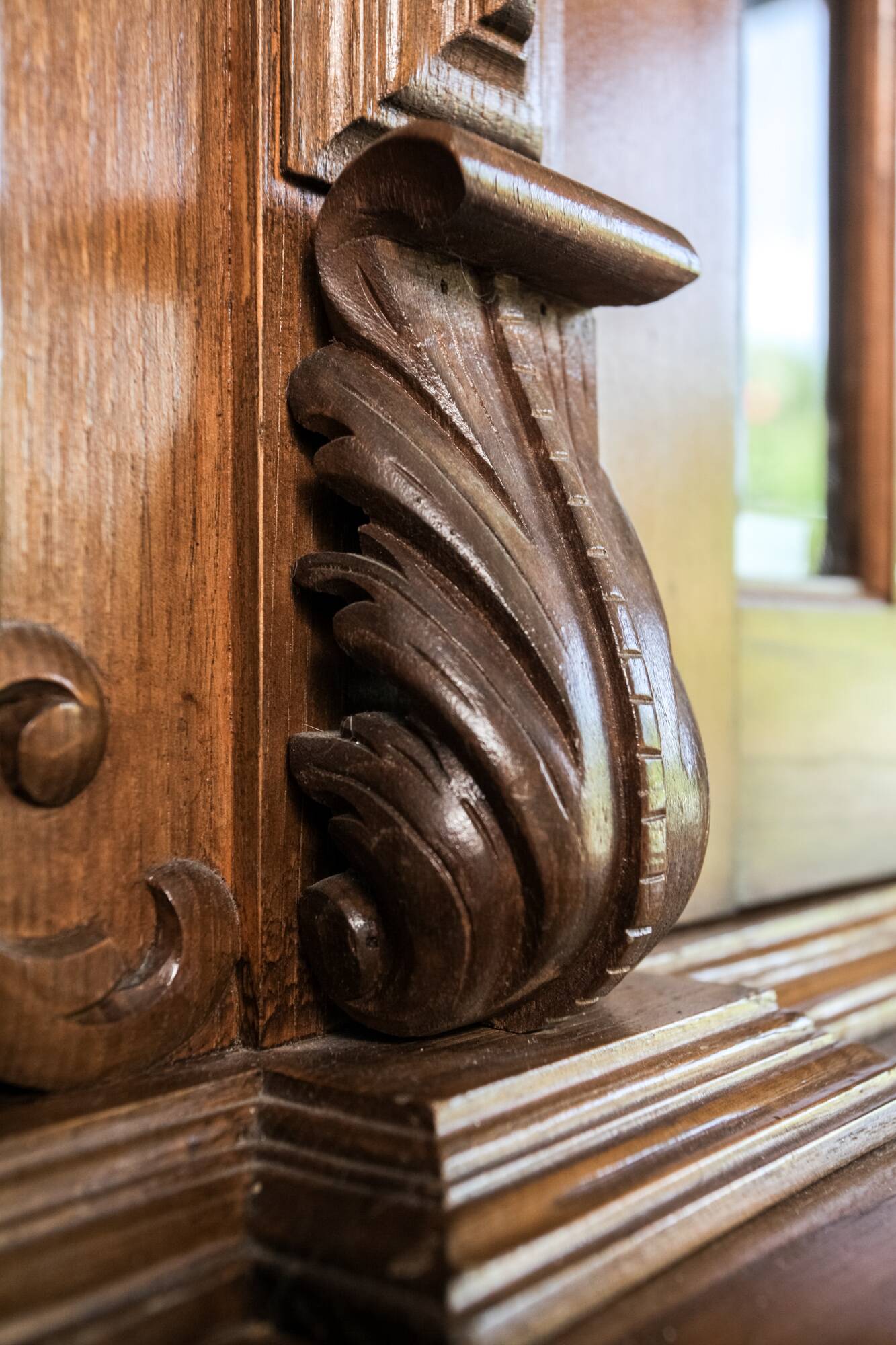 Old carved sideboard Portugal vintage solid wood
