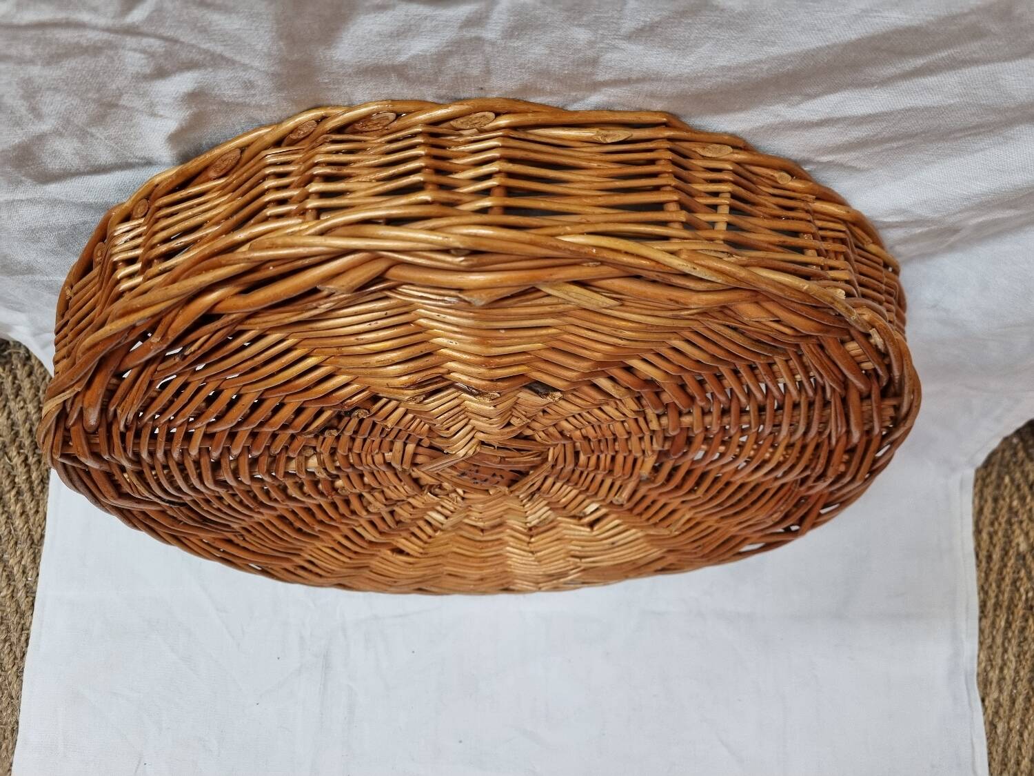 Rattan tray from 1980