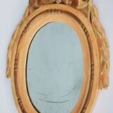 Miroir ancien à fronton en bois doré de style Louis XVI