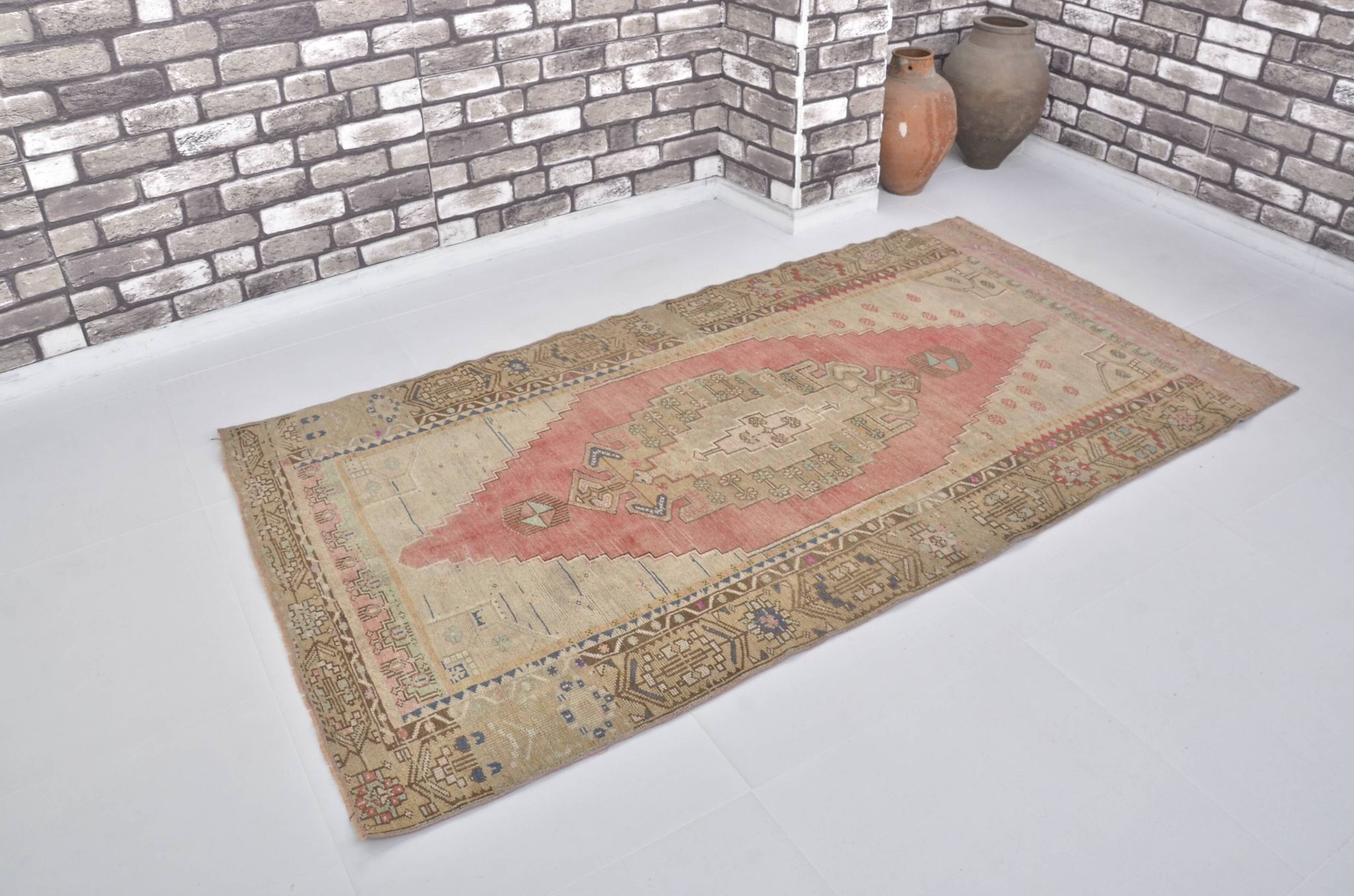 Tapis vintage en laine
