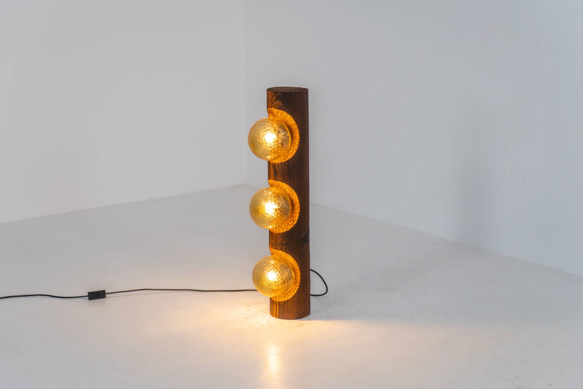 Sculptural solar lamp by Temde Leuchten