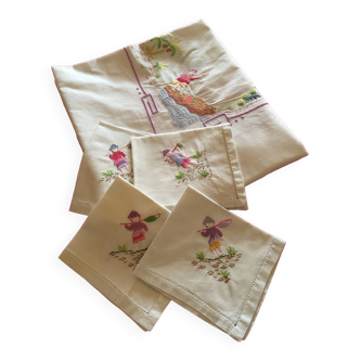 Embroidered tablecloth and napkins