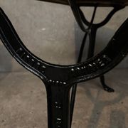 Authentique table de bistrot