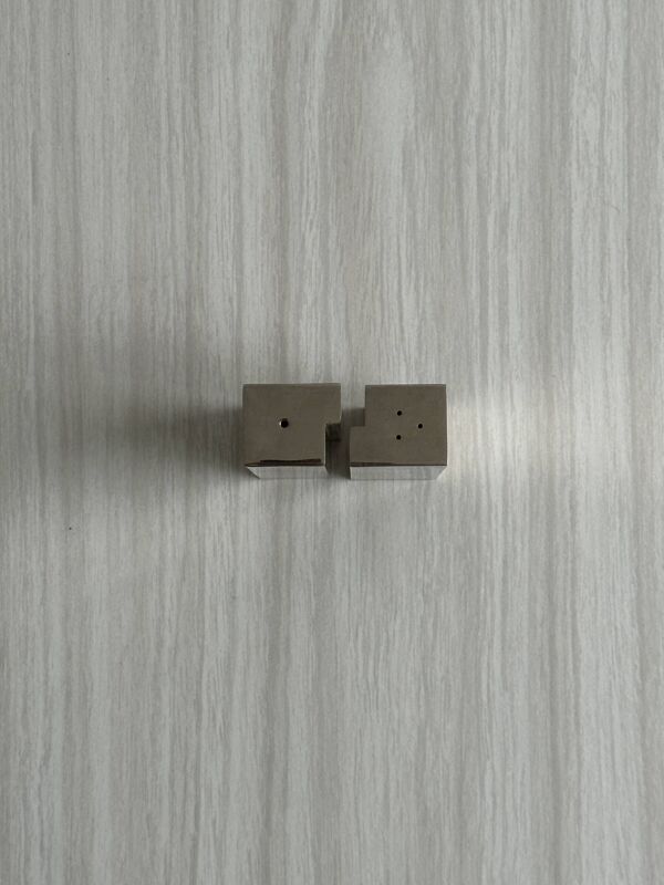 salière poivrière design chromé moderniste