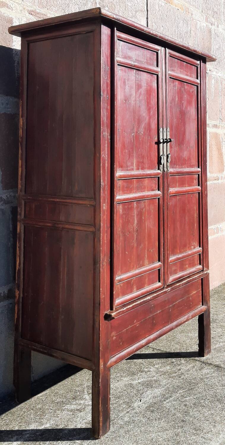 19th-century Chinese wardrobe (Height 2.6m)