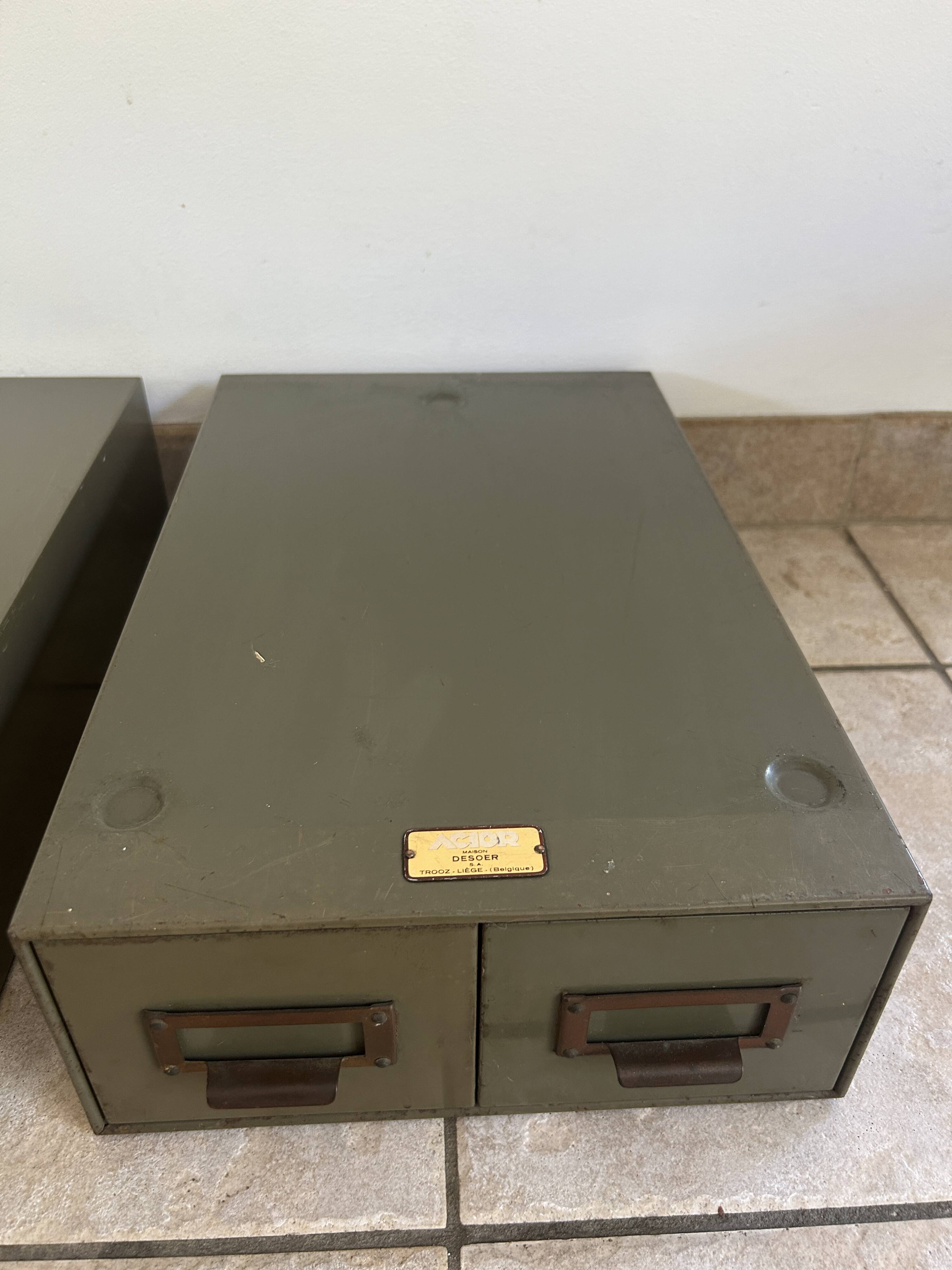 2 INDUSTRIAL lockers from the ACIOR brand