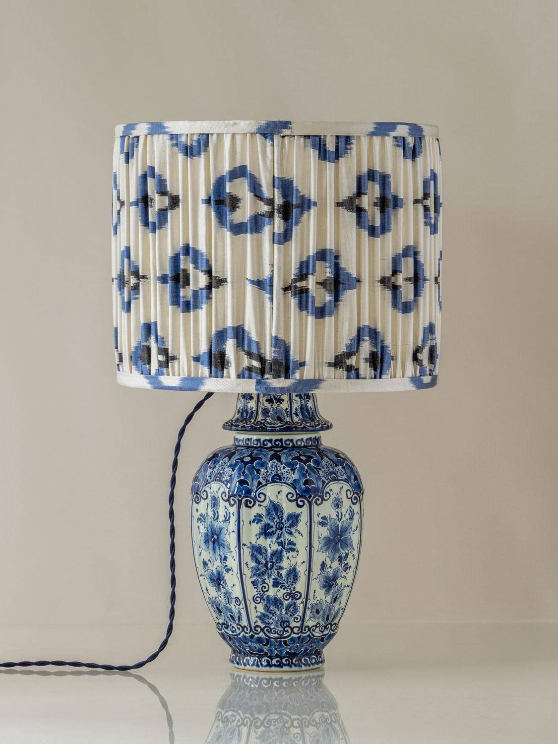 Hand-Painted Ceramic Table Lamp in Delft Blue and White with Ikat Shade