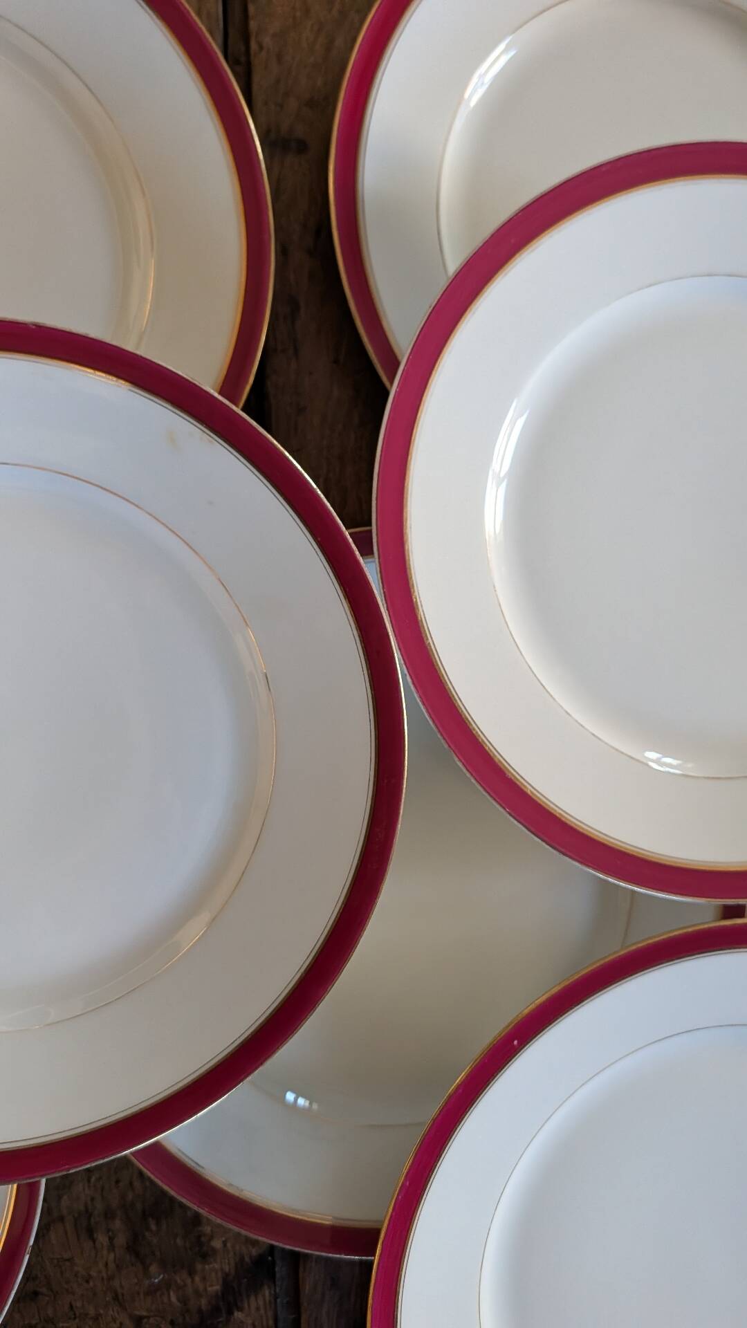 assiettes plates  – Le Grand Dépôt Émile Bourgeois Circa 1900