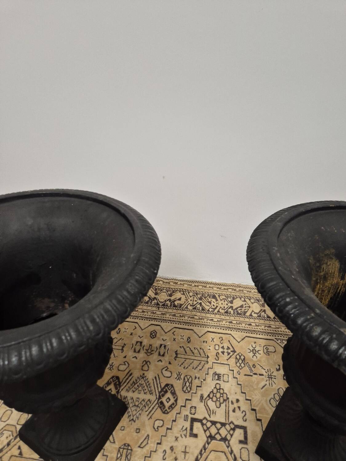 Pair of Medici cast iron vases from Maison Bourgeoise