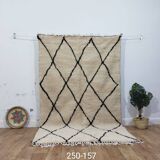 Azilal Berber rug in handmade wool 250 X 157 CM