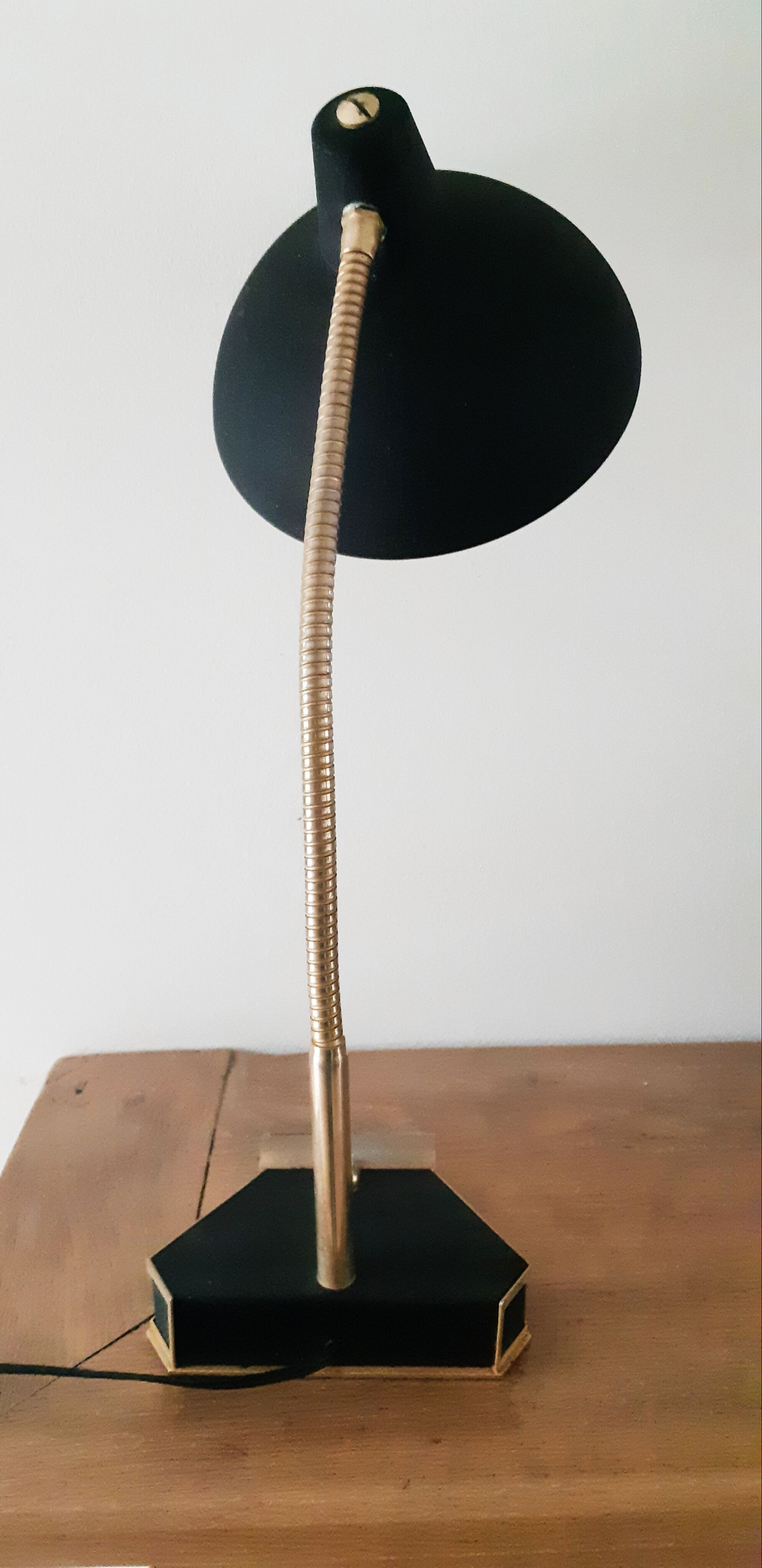 Black desk lamp