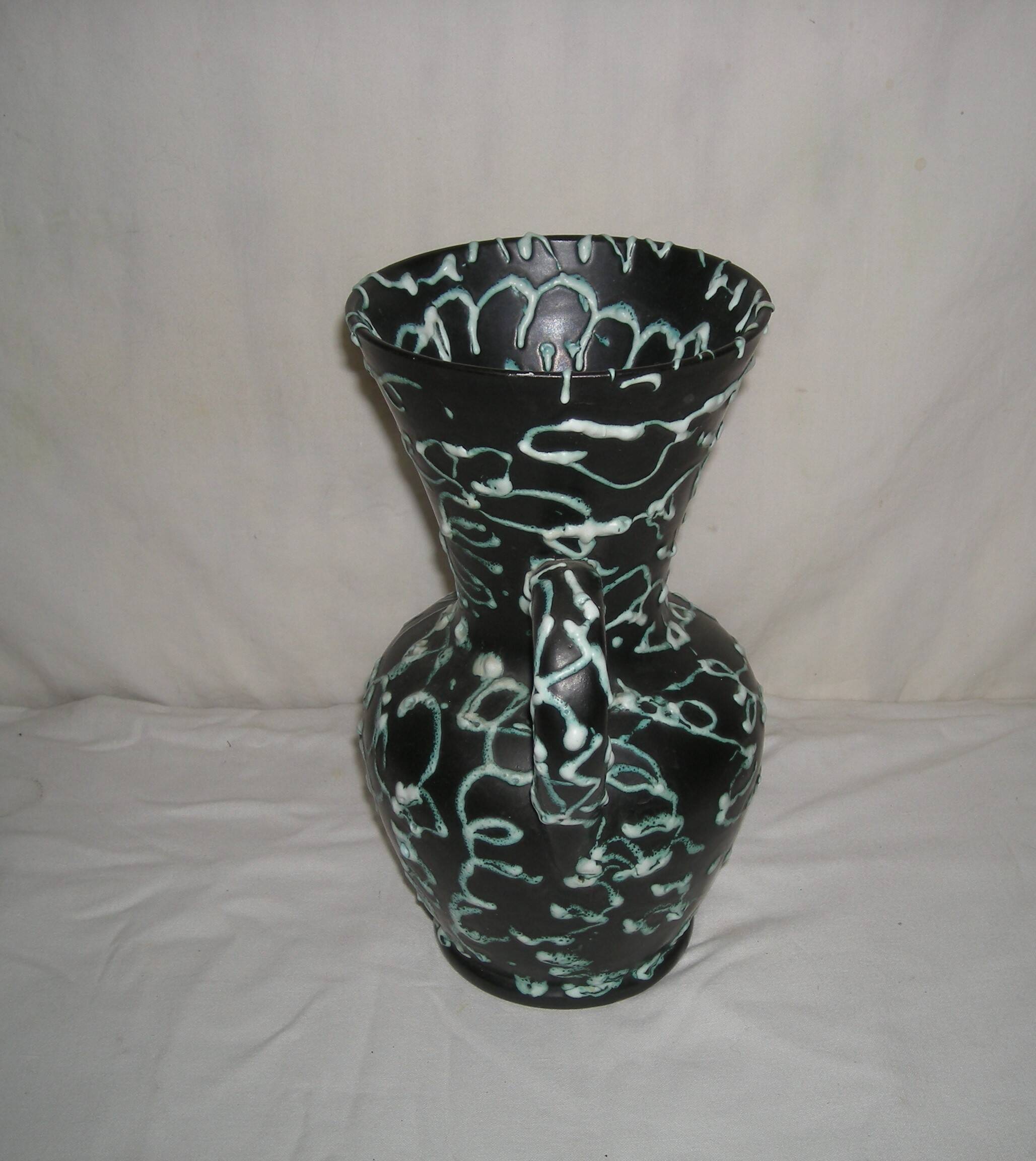 Lunetta Savior Vase - Vallauris from the 50s