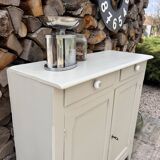 Parisian-style buffet