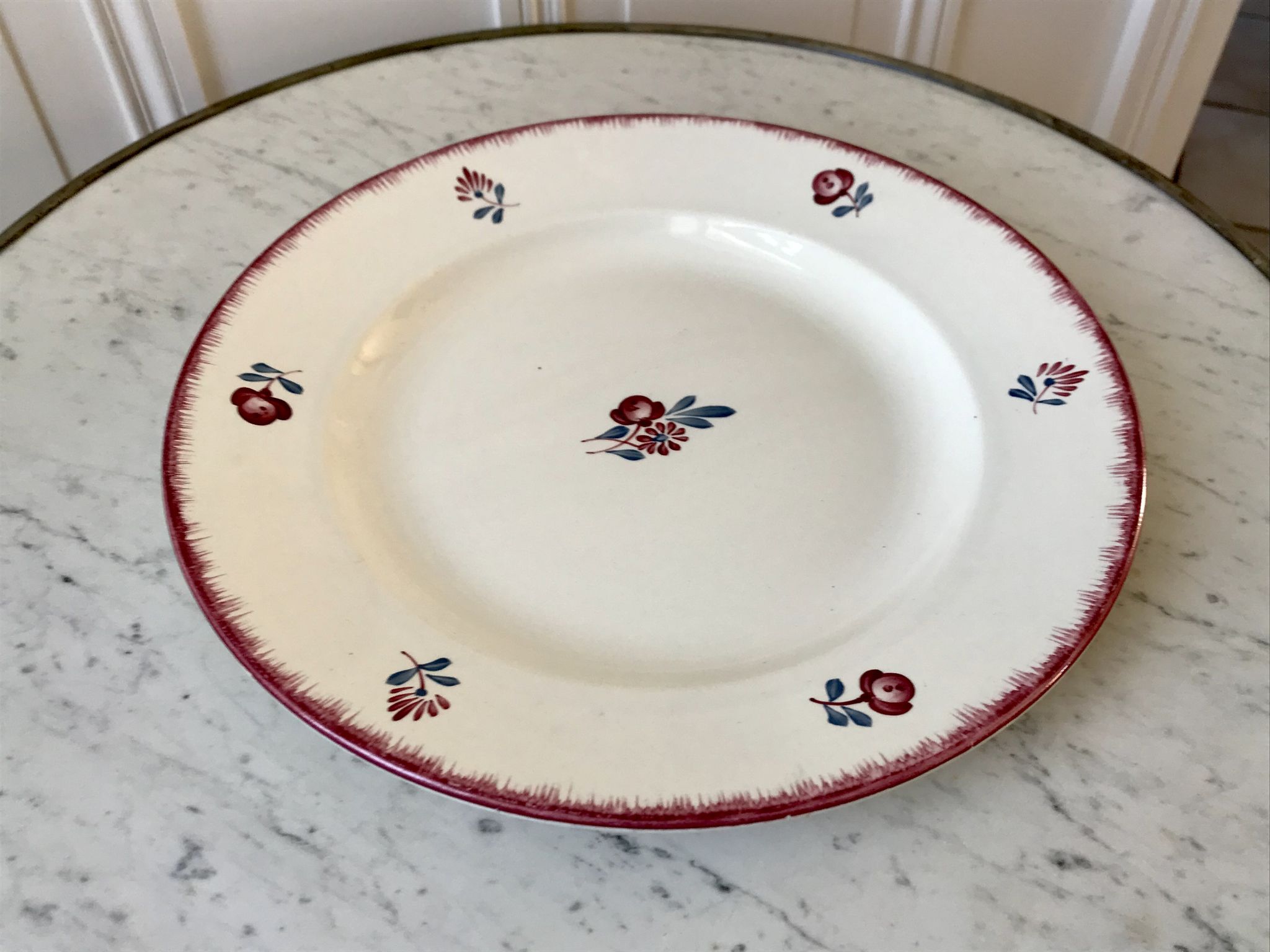 Round dish Digoin Sarreguemines model "Line" years 20-30
