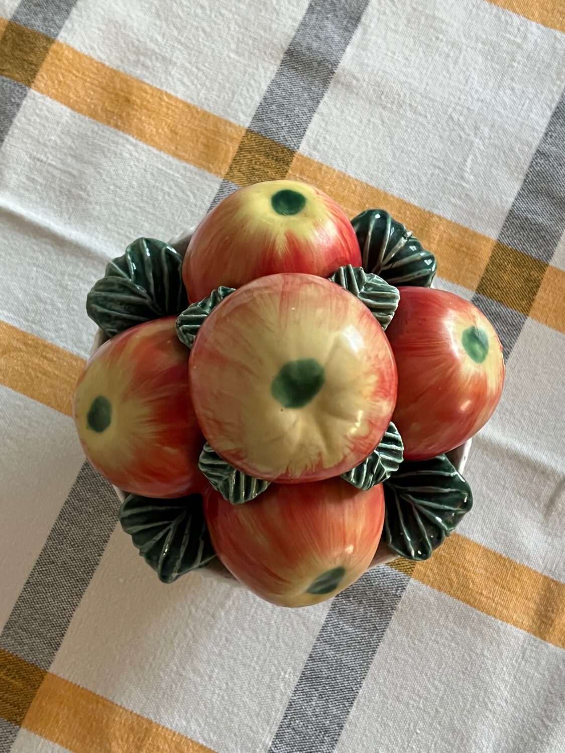 Apple cup still life slip