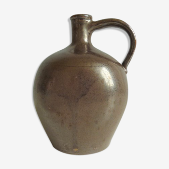 Verified sandstone water jug