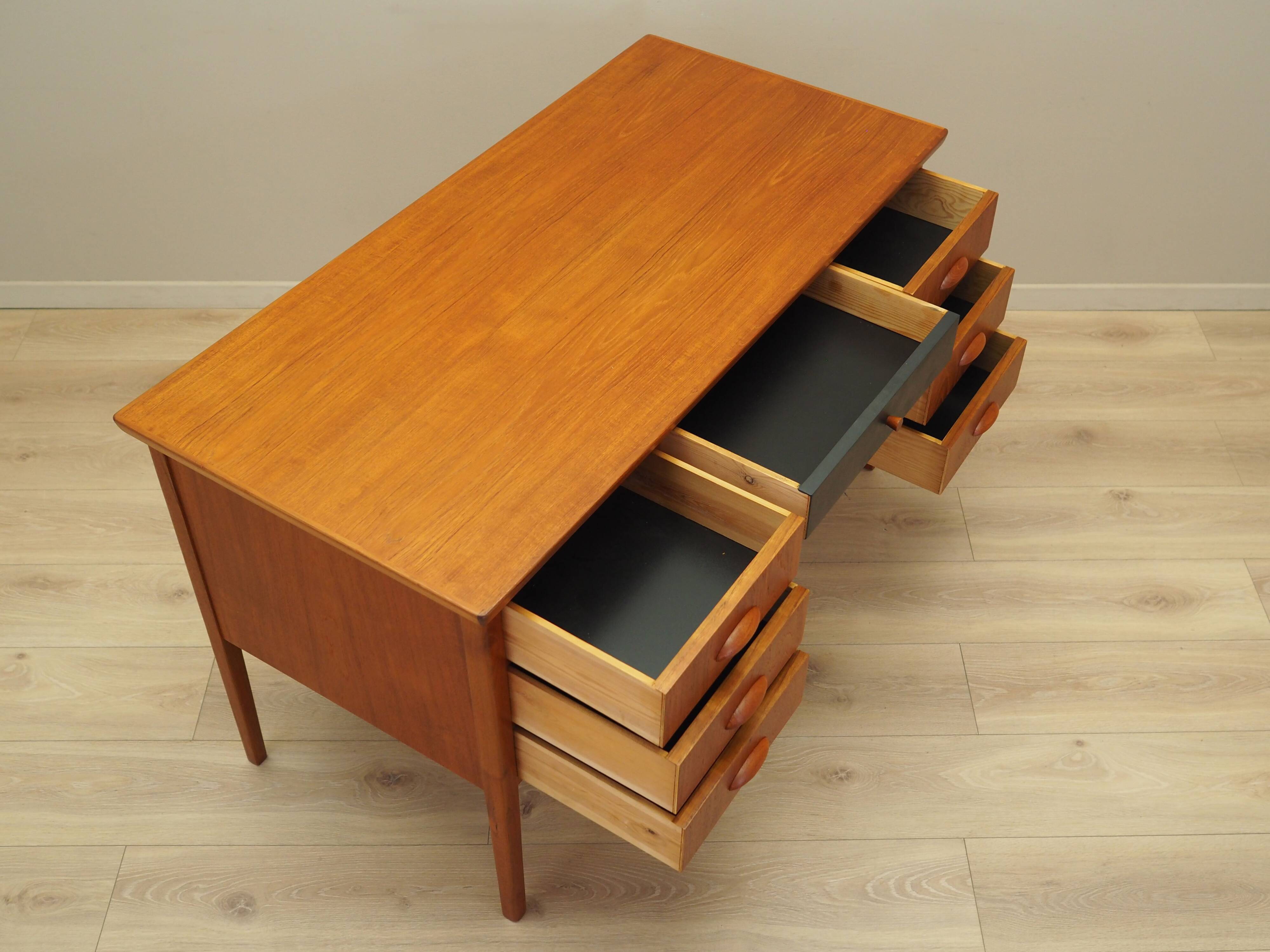 Teak desk, Danish design, 1970s, production: Denmark