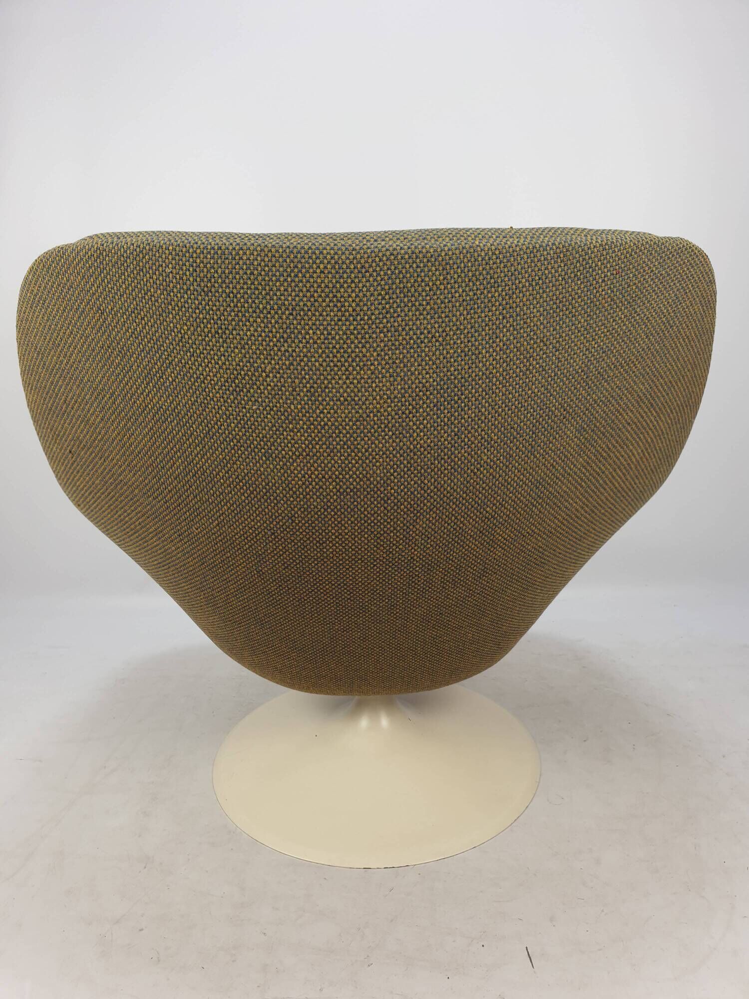 F557 Oyster lounge chair by Pierre Paulin for Artifort, 1960