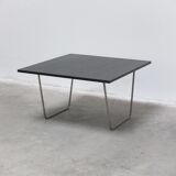 Rare 'Bachelor' coffee table by Verner Panton for Fritz Hansen, 1950s