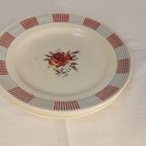 Set of 4 old flat plates from the earthenware factories of St Amand