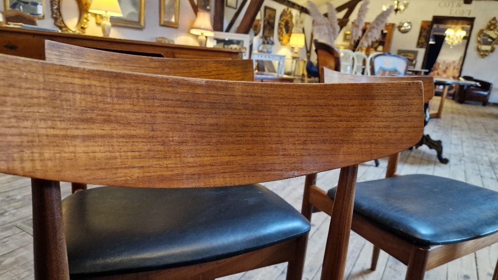 Chairs (set of 4) vintage 1960 Italian Casala in teak and skaï