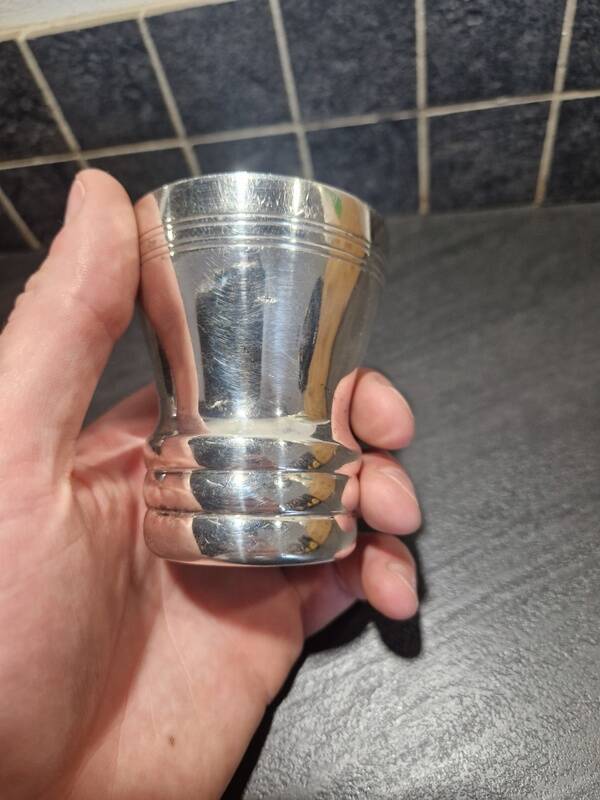 Master Goldsmith: Ste D - Silver-plated metal cup